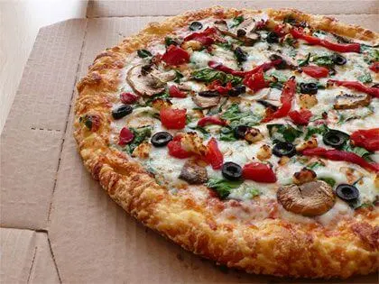 Domino’s Pacific Veggie Pizza