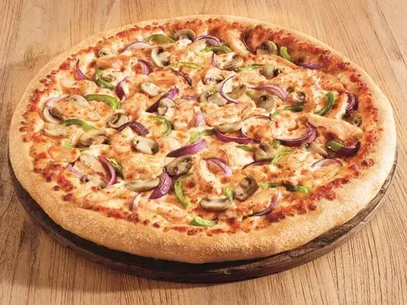 Chicken supreme pizza