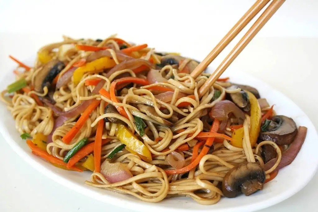 Chopsticks Vegetable Noodles