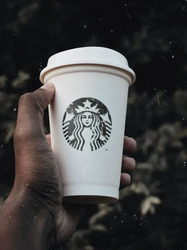 Starbucks Employee Spitted in Police Officer’s Cup